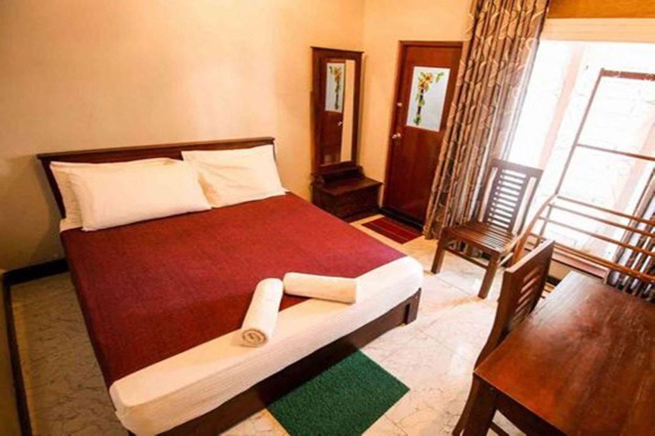 Yoho Regent Davidson Place 2*